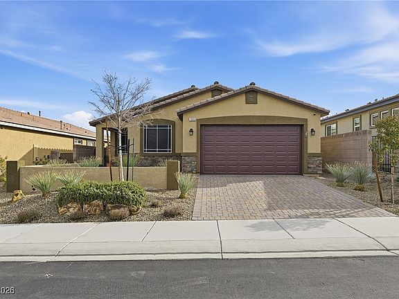2nd image of 1305 Paseo Del Oso Ln
