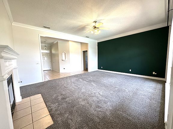 4th image of 3028 Whitehall Ln