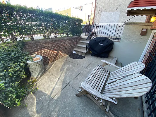 Rented by Voro, LLC | media 11