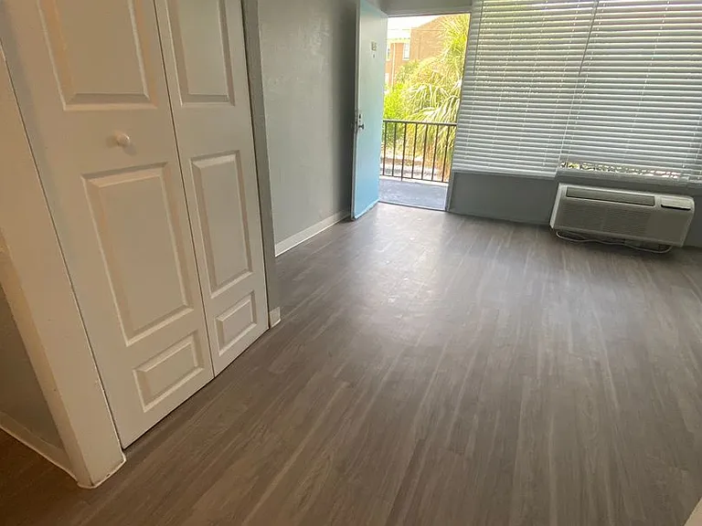The Flats at Bon Air — Photo 26