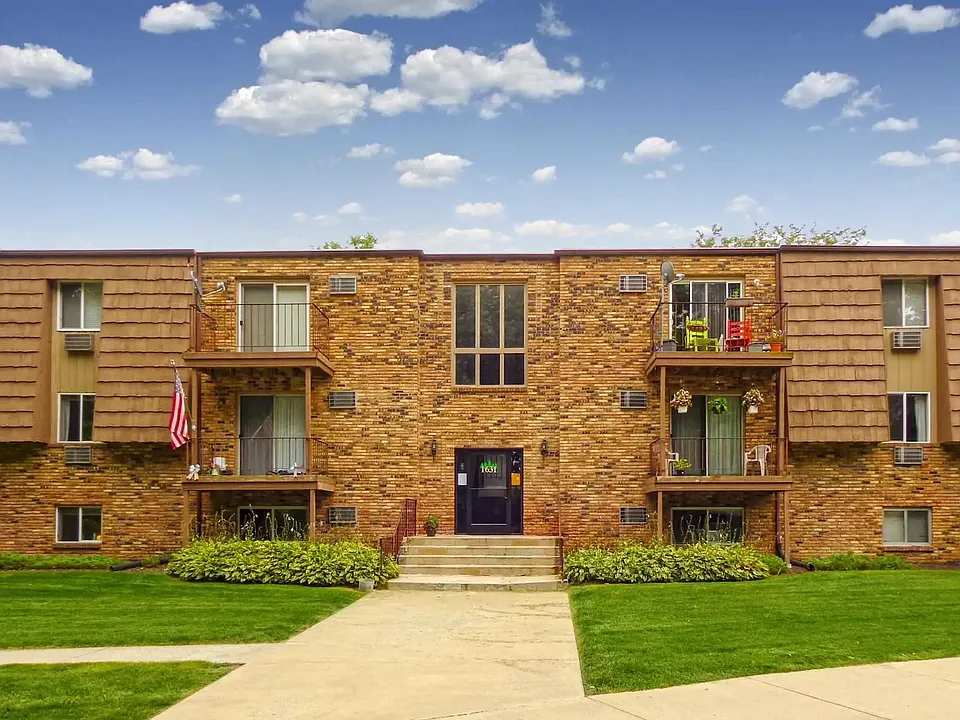 Aspen Pines Apartments