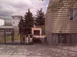 919 Pine St, Brooklyn, NY 11208