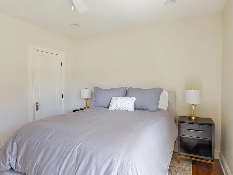 590 S Williams St — Photo 21