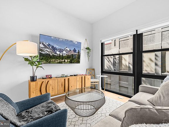 5th image of 1625 Eckington Pl NE APT 715