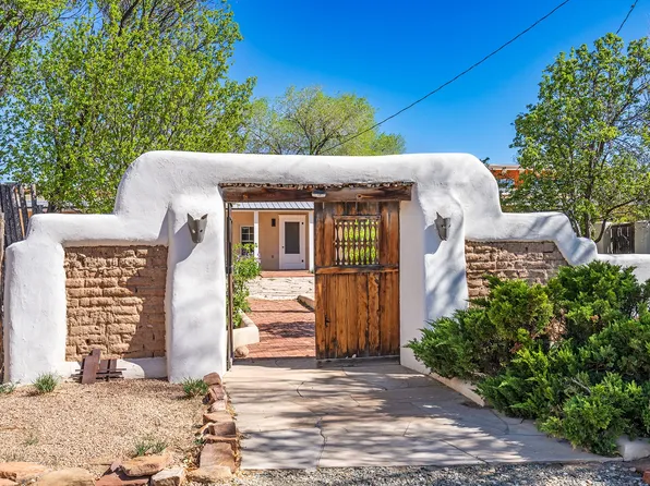 5 La Otra Vanda #B, Lamy, NM 87540