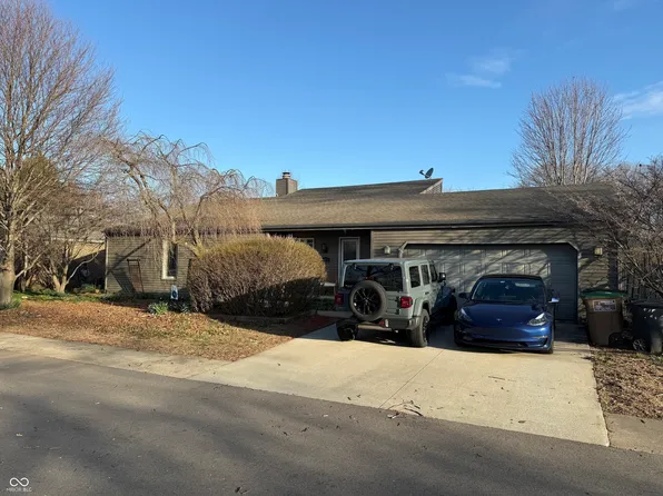 1010 Rocky Ford Rd, Columbus, IN 47203