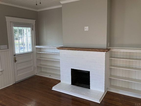 3rd image of 1022 W Gregory St