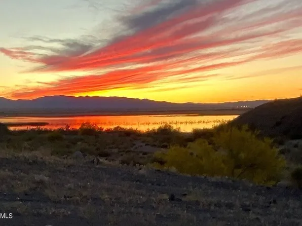 4530 E TANQUE VERDE Drive #3, Topock, AZ 86436