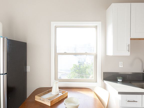 3rd image of 337 N Benton Way