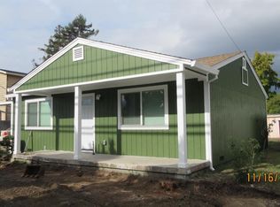 1215 Hearn Ave, Santa Rosa, CA 95407