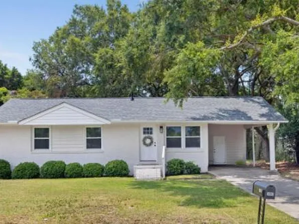 1487 Woodview Ln, Charleston, SC 29412