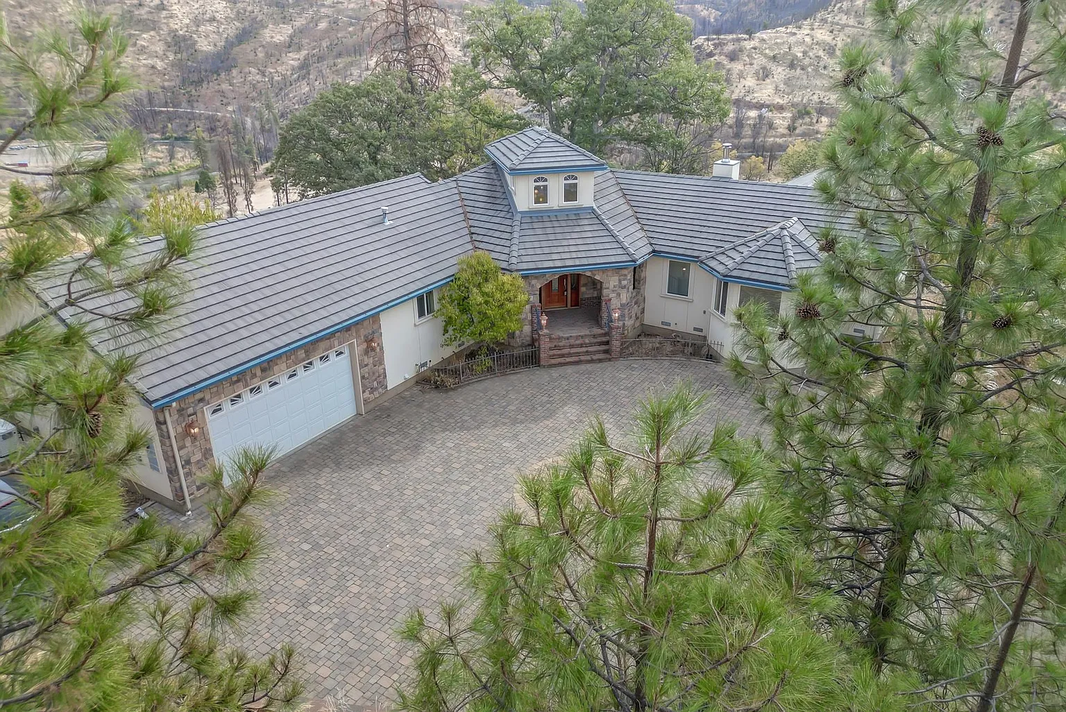 312 Oak Knoll Rd photo 1
