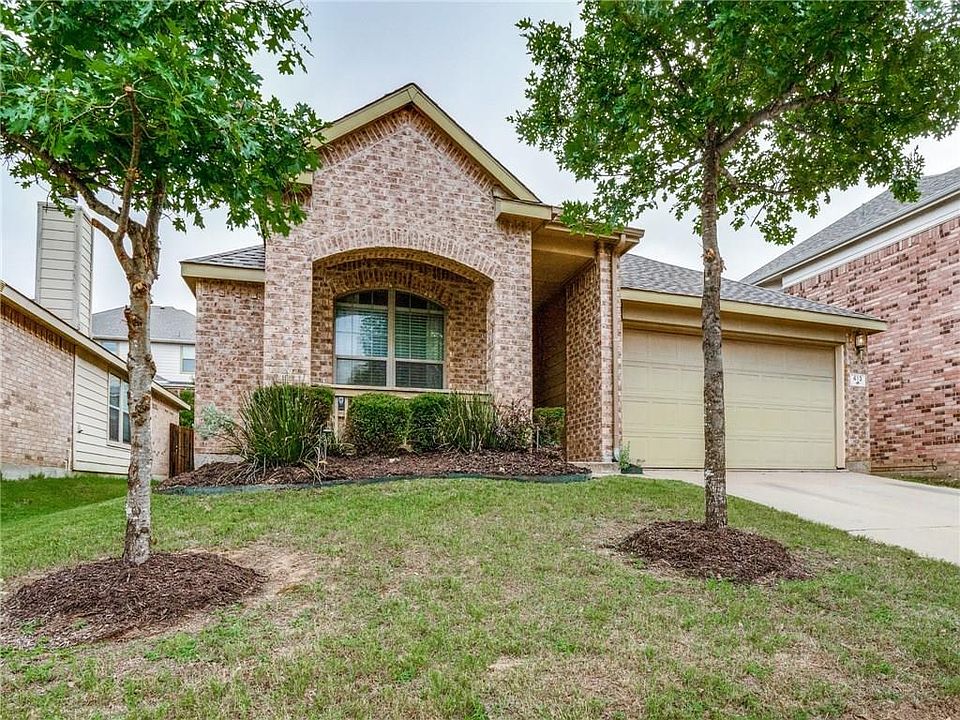 1st image of 413 Twin Knoll Dr