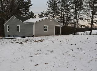 1747 J J Ln, Hudson, NC 28638