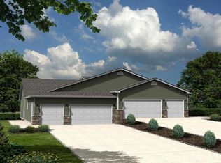 3326 Rutland Dr, Bismarck, ND 58504
