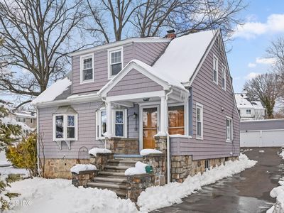 23 Thornhill Rd, Riverside, CT, 06878