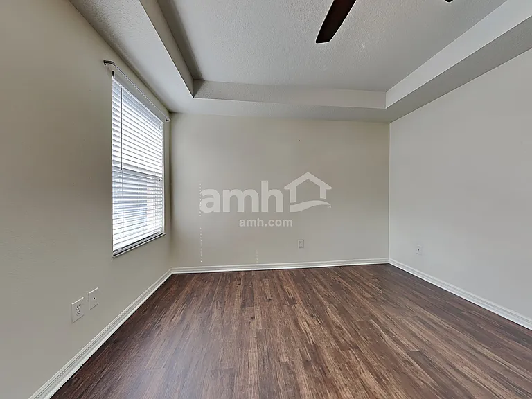 1002 Harvest Moon Dr — Photo 9
