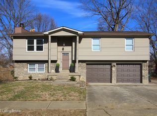 9323 Willowwood Way, Jeffersontown, KY 40299