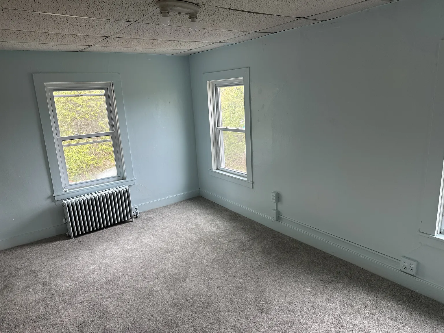 4 Maple Avenue - 1 — Photo 2