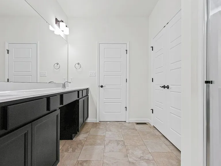 538 Ryehill Dr — Photo 29