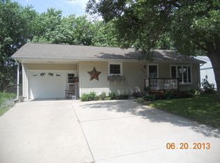 1219 Main St, Manning, IA 51455