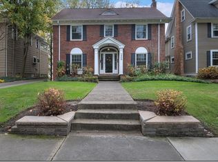2908 Corydon Rd, Cleveland Heights, OH 44118