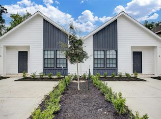 8121 Claiborne St #B, Houston, TX 77078