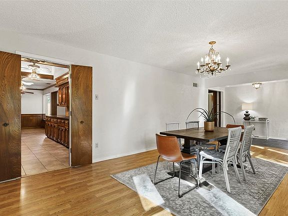 5th image of 9659 Millridge Dr