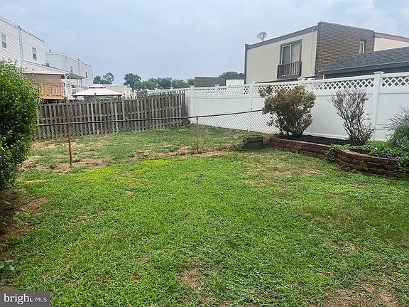 5th image of 11107 Templeton Dr