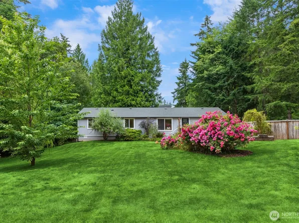 11727 Arrow Point Drive NE, Bainbridge Island, WA 98110