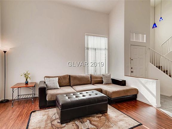 4th image of 2432 Cliffwood Dr