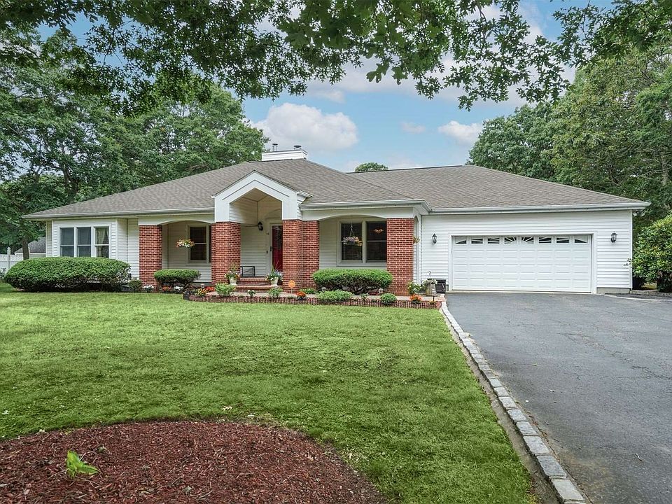1st image of 44 Carmen View Dr