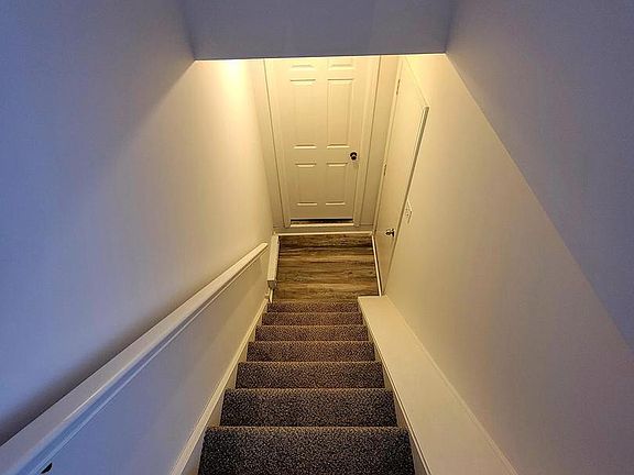 2nd image of 402 W 3rd Ave