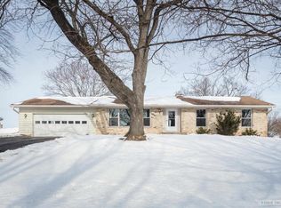 4908 Kirkwood Dr, Waunakee, WI 53597