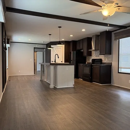 3 bed, 2.0 bath, $1,294 — Photo 4
