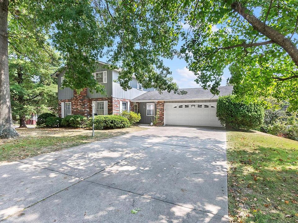 1st image of 1938 Sherwood Dr