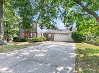 1938 Sherwood Dr, Cape Girardeau, MO 63701