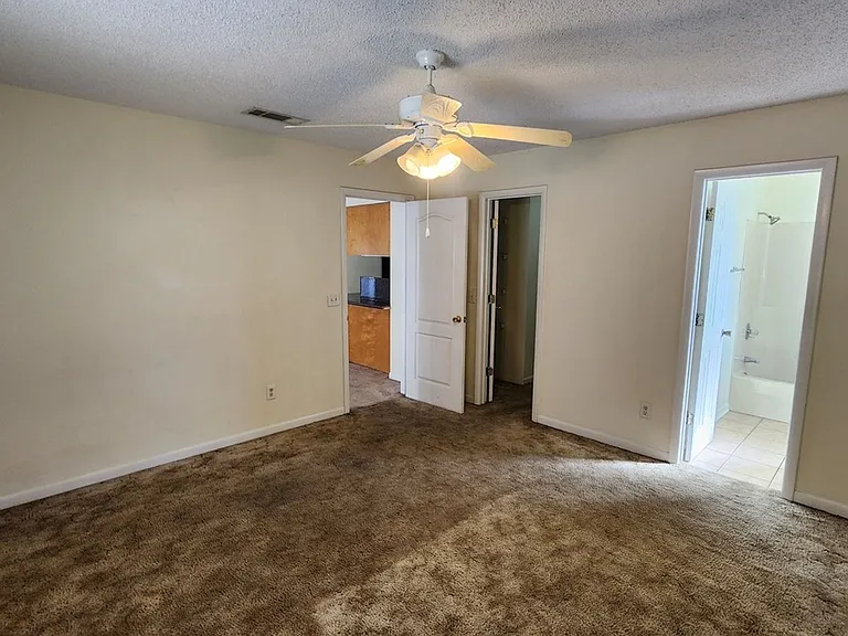 2318 Beech St — Photo 30