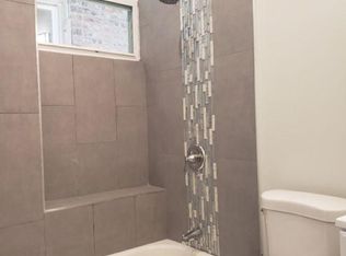 3424 W Walnut St #1, Chicago, IL 60624