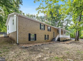 194 Black Cub Run Ln, Harpers Ferry, WV 25425