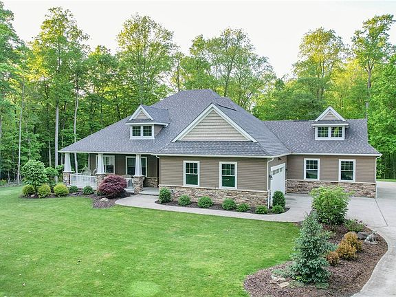 3rd image of 5355 Summerwood Dr