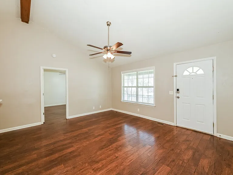 4936 Deerhaven Dr — Photo 5