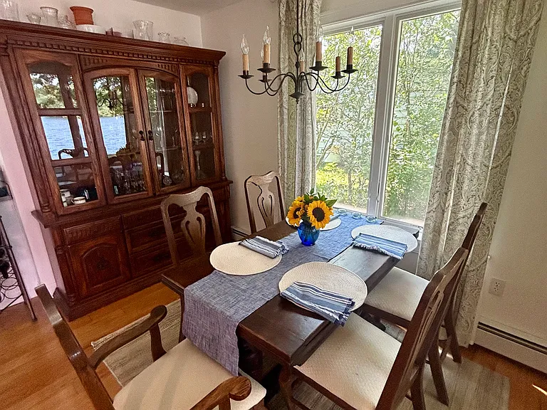 Dining area seats up to six people.