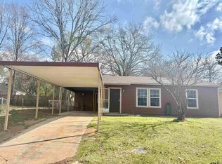 402 Milligan Dr, Pittsburg, TX 75686