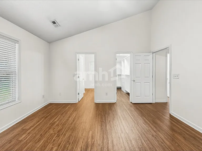 213 Fiddlers Knoll Ct — Photo 10