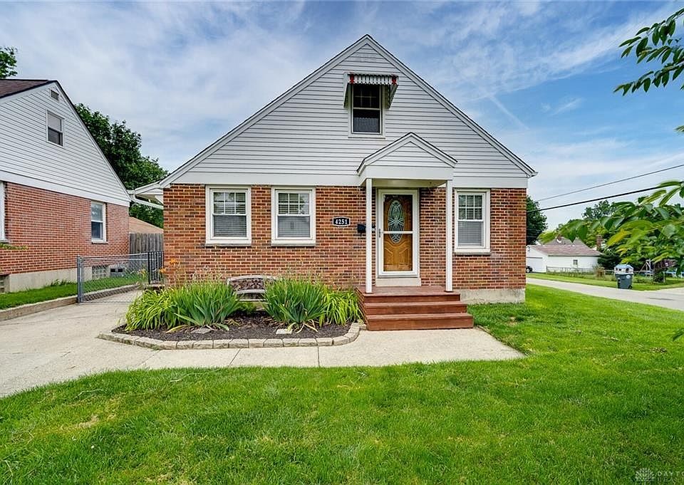 1st image of 4251 Elliot Ave