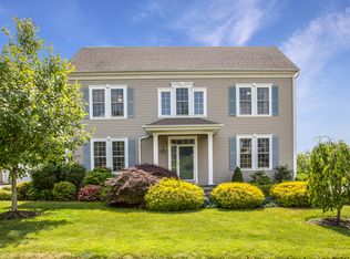 23 High Point Cir, Rye Brook, NY 10573