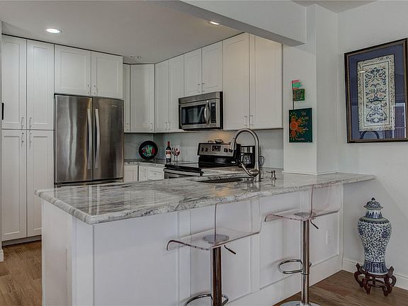 3rd image of 8500 E Jefferson Ave APT 13E