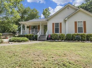 19 Sunny Ln, Commerce, GA 30529