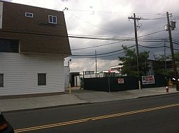 2nd image of 1512 W Elizabeth Ave